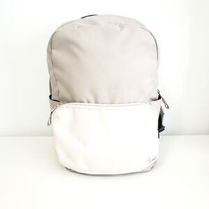 lululemon athletica Cream and Light Gray Everyday Backpack
